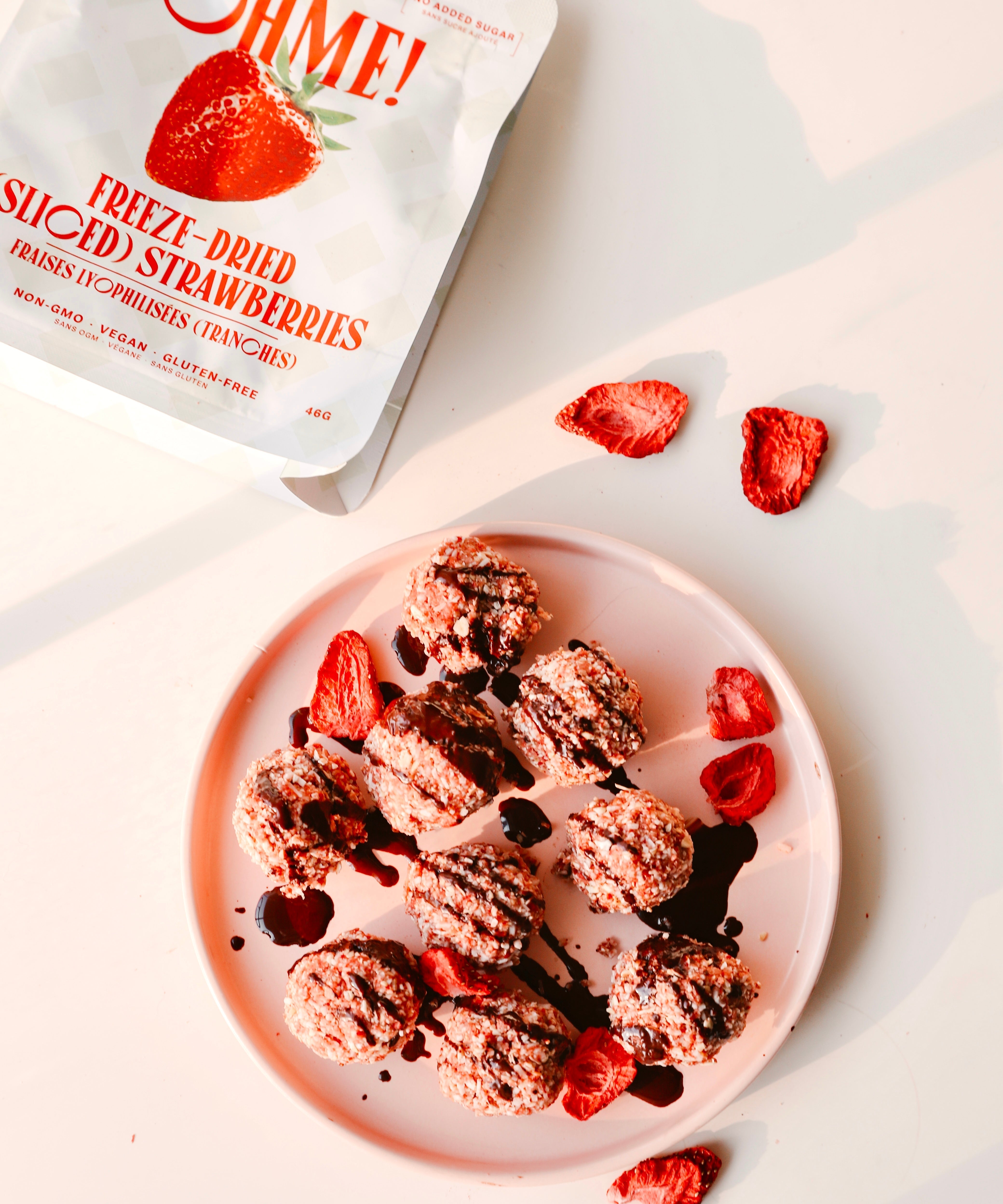 Strawberry Choco Energy Bites