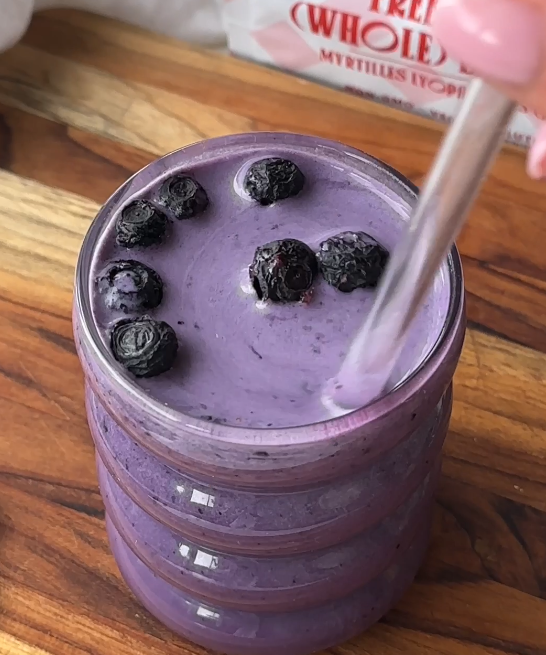 Blueberry Muffin Smoothie