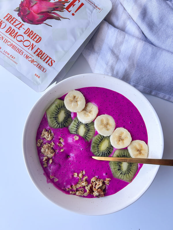 Dragon Fruit Smoothie Bowl